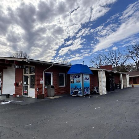 Oyo Palm Leaf Motel Ashland Εξωτερικό φωτογραφία